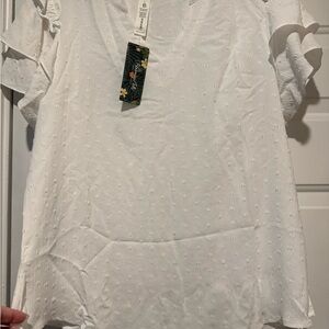 Elegant White Ruffle Sleeve Top